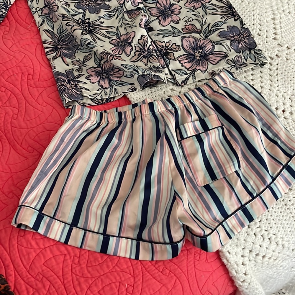 Sam Edelman PJ Set - Picture 6 of 11
